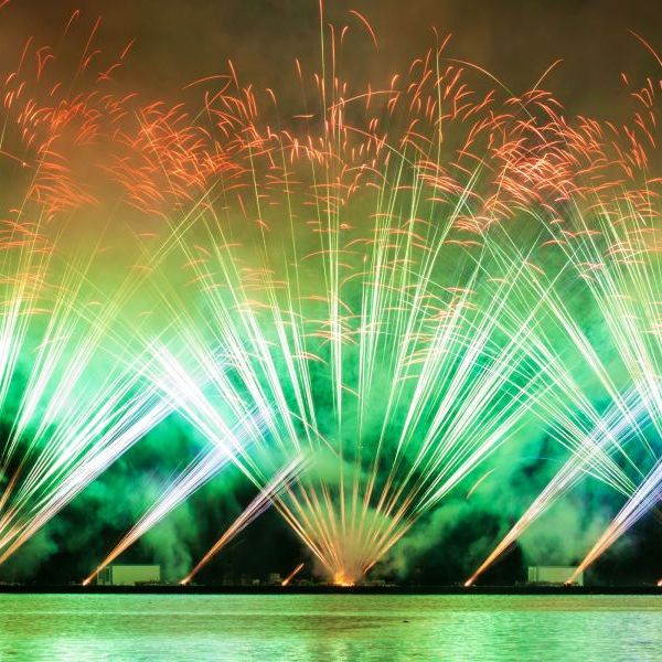 Diváky čekají dronové show i ohňostroje